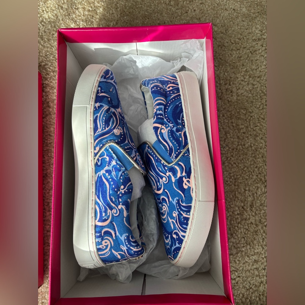 NIB Lilly Pulitzer Julie Sneaker size 7